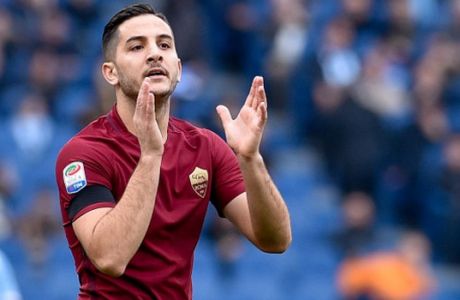 Konstantinos Manolas of Roma  during the Serie A match between Lazio v Roma on December 4, 2016 in Rome, Italy.  (Photo by Giuseppe Maffia/NurPhoto via Getty Images)
