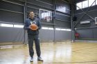 Για τον Νίκο Χατζηβρέττα, τα παιδιά μαθαίνουν το μπάσκετ λάθος