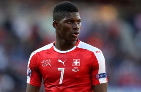 PARIS, FRANCE - JUNE 15:  Breel Embolo of Switzerland in action during the UEFA EURO 2016 Group A match between Romania and Switzerland at Parc des Princes on June 15, 2016 in Paris, France.  (Photo by James Baylis - AMA/Getty Images)