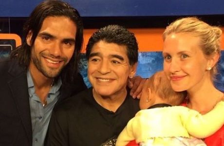 Φαλκάο και Μαραντόνα σε εκπομπή για το ματς Κολομβία-Ελλάδα (VIDEO)