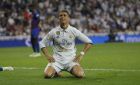Real Madrid's Cristiano Ronaldo grimaces after missing a scoring chance during a Spanish La Liga soccer match between Real Madrid and Barcelona, dubbed 'el clasico', at the Santiago Bernabeu stadium in Madrid, Spain, Sunday, April 23, 2017. (AP Photo/Francisco Seco)