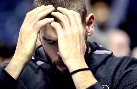 Memphis Grizzlies center Marc Gasol reacts from the bench in the second half of an NBA basketball game against the Brooklyn Nets Sunday, Nov. 26, 2017, in Memphis, Tenn. (AP Photo/Brandon Dill)