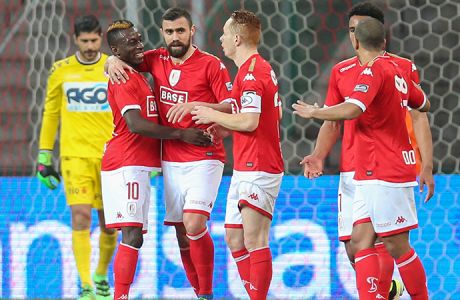 Standard's Ioannis Maniatis celebrates after scoring during the Jupiler Pro League match between Standard de Liege and KV Kortrijk, in Liege, Sunday 10 April 2016, on day2 of the Play-off 2A of the Belgian soccer championship. BELGA PHOTO BRUNO FAHY
