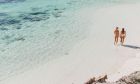 Μύκονος: 7 ανοργάνωτες παραλίες απαράμιλλης ομορφιάς για να κάνεις τα μπάνια σου