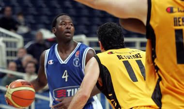ΑΕΚ-Πανελήνιος 85-92