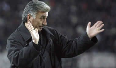 O Boύκοτιτς, οι νέοι και ο επενδυτής