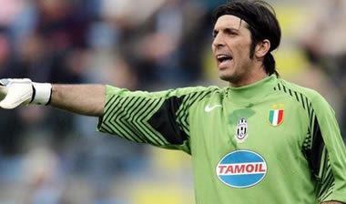 “Βόμβες” φυγής από Τρεζεγκέ, Μπουφόν