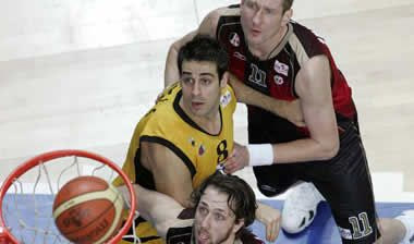 Με το κεφάλι ψηλά αποχαιρέτησε η AEK το Uleb Cup