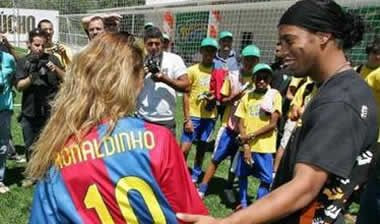 Διπλασιάστηκε η οικονομική βοήθεια του Ροναλντίνιο στον γιο του