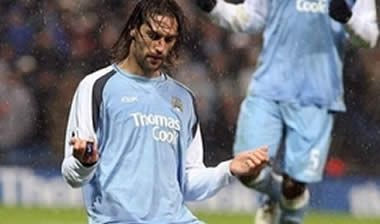 Εγκώμια και… νουθεσίες για Σαμαρά