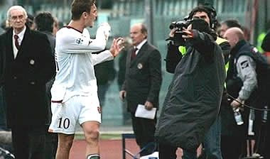 Ο οξύθυμος Τότι προκαλεί και πάλι