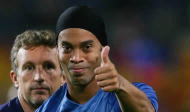 Στο “Ολντ Τράφορντ” ο Ροναλντίνιο