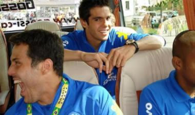 “Guest Star” στο σίριαλ Ροναλντίνιο οι Κακά, Ζούλιο Σέζαρ