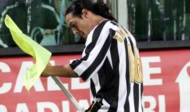 Ο… αθυρόστομος Καμορανέζι προκαλεί την τύχη του