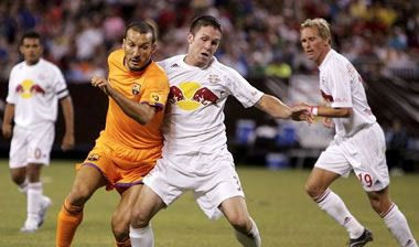 “Διαβολικά” σενάρια για Γκουντιόνσεν, διαψεύσεις από Τζαμπρότα