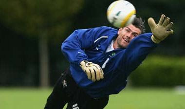 Ανανέωσε ο Κάλατς, απόγευμα το ντέρμπι με Ίντερ