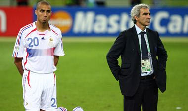 Στα “μαχαίρια” Τρεζεγκέ-Ντομενέκ