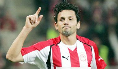 Μπουλούτ: “Αξίζω να παίζω στη Premierleague”