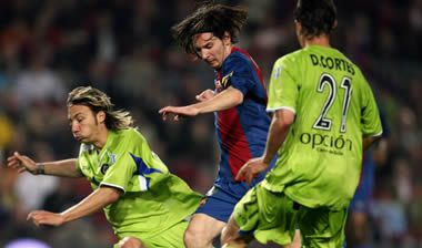 Στα χνάρια του Μαραντόνα ο Μέσι