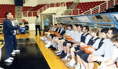 Αλεξανδρής: “Να αποφύγουμε τα λάθη”