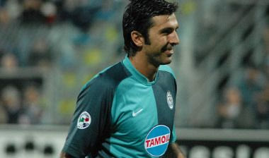 Μπουφόν: “Δεν θα μιλήσουμε τώρα για το μέλλον”