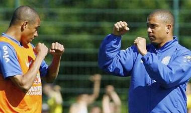 Ο Ντούνγκα απέκλεισε τον Ρονάλντο