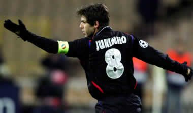 Μέχρι το 2010 στη Λιόν ο Ζουνίνιο