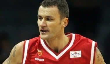 Στην Πρόκομ ο Μίλαν Γκούροβιτς