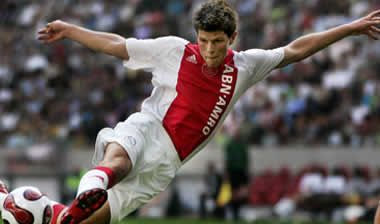 Αρκετοί οι μνηστήρες για την επίθεση της Γιουβέντους