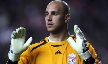 Ανανέωσε ο Ρέινα