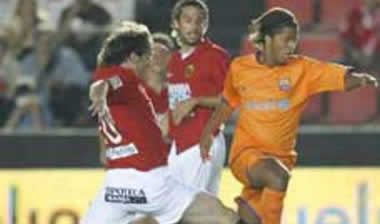 Ενδιαφέρον από Μεξικό για Ντος Σάντος