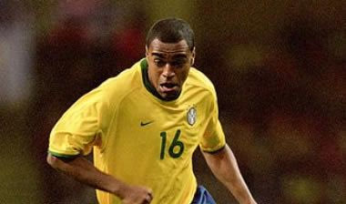 Εξετάζει Ντενίλσον ο ΠΑΟΚ