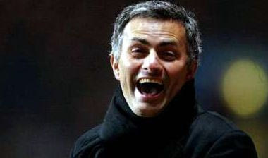 Γυρίζει σε 4-3-3 ο Μουρίνιο