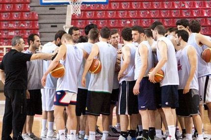 Εκκίνηση για το καμπ με… κίνητρο το συμβόλαιο