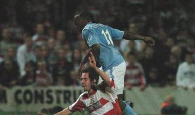 Πόρτα “Σίτι” σε Μπεσίκτας για Βασέλ