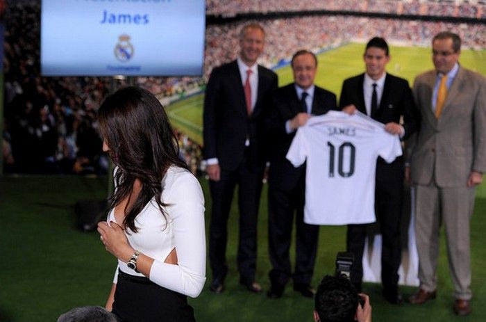 Έκλεψε την παράσταση η σύζυγος του Χάμες (PHOTOS)