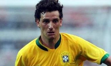 Στη Σίτι ο Ελάνο