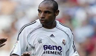 Κοντά στη Μίλαν ο Έμερσον