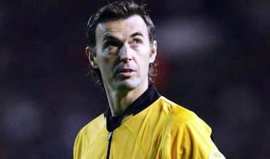 Ο Ιταλός Φαρίνα στο ΑΕΚ-Σεβίλλη