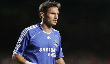 Χτύπησε ο Λάμπαρντ, “καθάρισε” ο Άλεξ