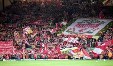 Ο ύμνος της Εβερτον στο «Ανφιλντ» στη μνήμη θύματος δολοφονίας