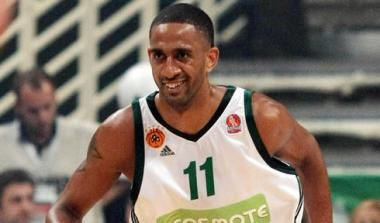 Ο Νίκολας έμεινε μέσω… facebook