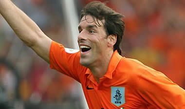 Διεθνής και πάλι ο φαν Νίστελροϊ