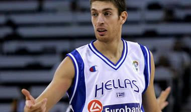 Ο Μιχάλης Πελεκάνος στο Contra.gr