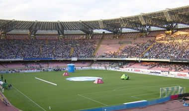 Κεκλεισμένων των θυρών το Νάπολι – Τζένοα