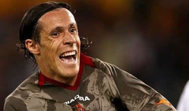 Προτιμά “σελεσάο” από “σκουάντρα ατζούρα” ο Ταντέι