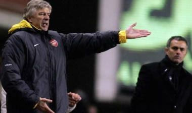 Αιχμές από Βενγκέρ για Μουρίνιο