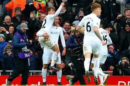 Η Σουόνσι “κήδεψε” την Λίβερπουλ με ιστορική νίκη