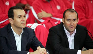 Αγγελόπουλος: “Οποιοι δεν ήρθαν στον Ολυμπιακό, κακό του κεφαλιού τους”
