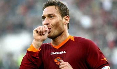 Μεταγραφικός οργασμός και “απουσία” Τότι στη Ρόμα